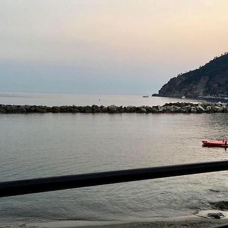 La Casa Novella, A 450 Metri Dal Mare Leilighet Moneglia Eksteriør bilde